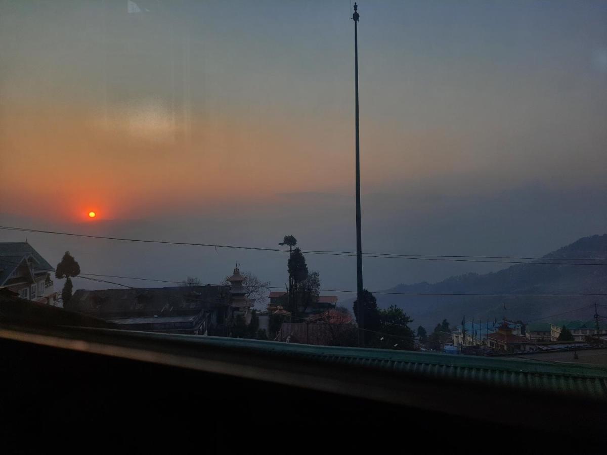 Neora Backpackers Hostel Darjeeling  Esterno foto